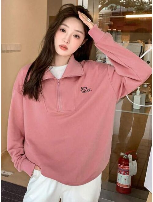 DAZY Letter Graphic Half Zip Drop Shoulder Oversized Pullover