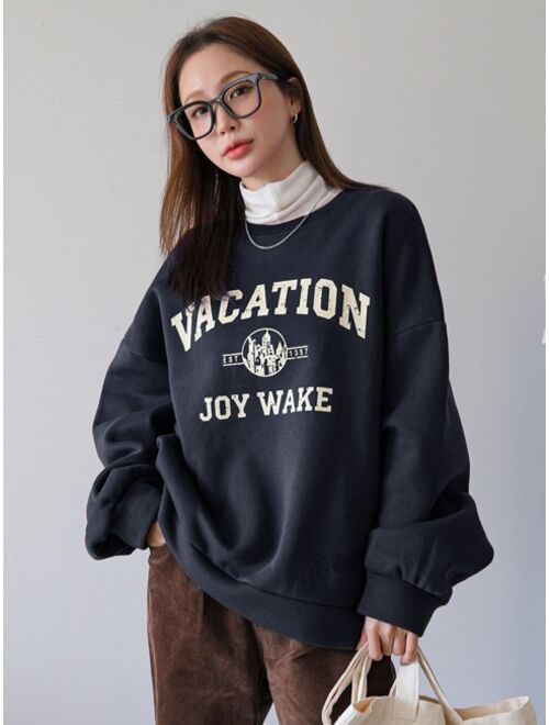 DAZY Letter Graphic Drop Shoulder Thermal Pullover Without Tee