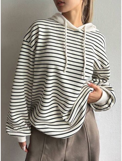 DAZY Striped Print Drop Shoulder Drawstring Hoodie