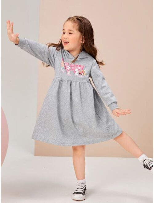 SHEIN X HojinArt Toddler Girls Rabbit & Slogan Graphic Hoodie Dress