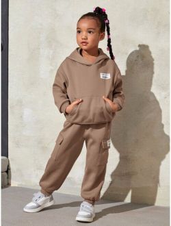 SHEIN Kids Cooltwn Toddler Girls Patched Detail Drop Shoulder Thermal Hoodie & Sweatpants