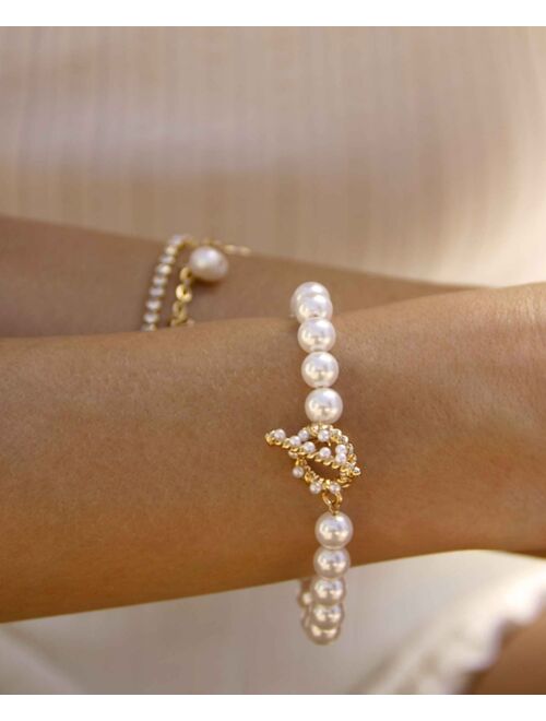 ETTIKA Pearl Beaded Toggle Bracelet