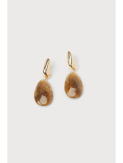 Lulus Sophisticated Glamour Gold and Brown Marbled Drop Earrings
