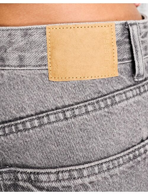 Pull&Bear straight leg jean with rip in gray