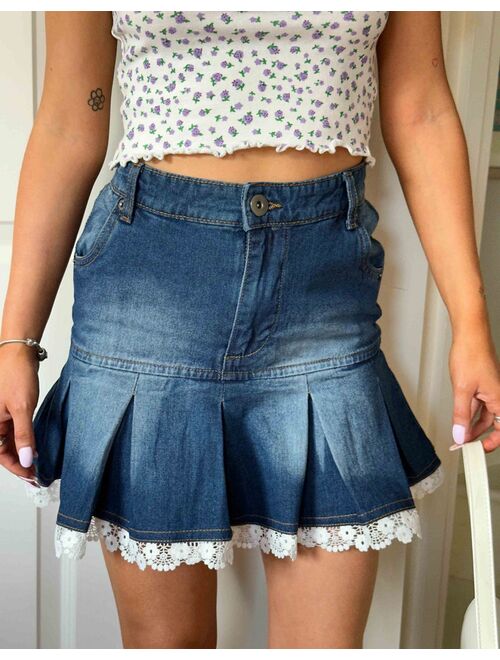 Daisy Street X Chloe Davie Y2K mini flippy denim skirt with lace trim