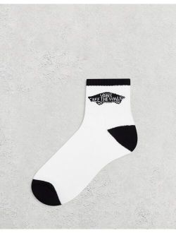 OTW logo crew socks in black and white