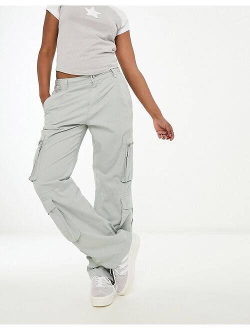Pull&Bear multi zip pocket wide leg cargo pants in light gray
