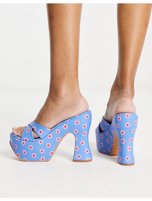 Daisy Street platform heeled sandals in blue floral print