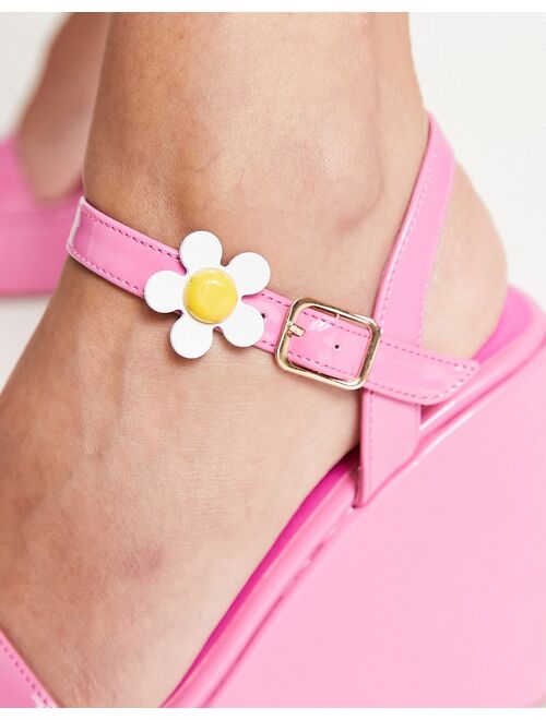Daisy Street wedge sandals in pink
