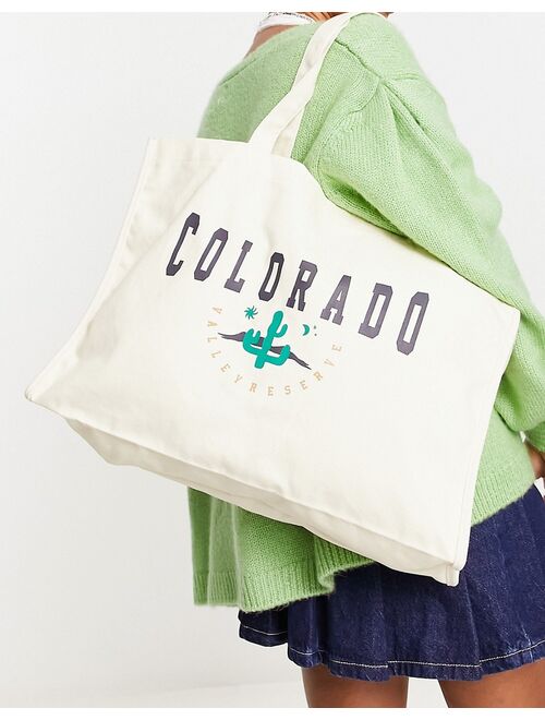 Daisy Street tote bag with colorado print