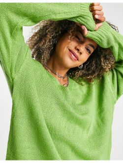 relaxed v neck knitted sweater in green