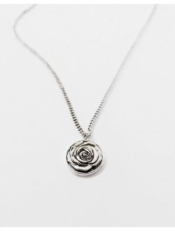 necklace with circular rose pendant in burnished silver