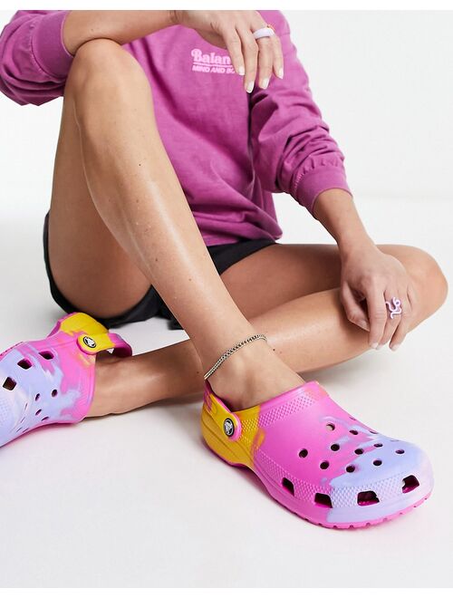 Crocs Classic Clogs In Pink Ombre