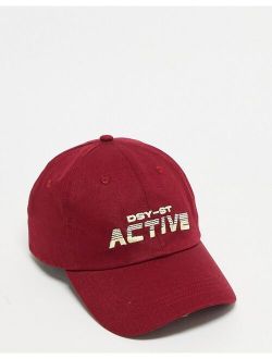 Active Swirly baseball cap in red