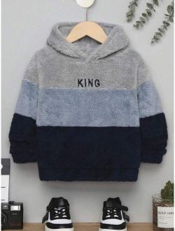 SHEIN Kids SPRTY Young Boy Comfortable Casual Fashionable Soft Warm Dopamine Velvet Hoodie With Color Blocking And Letter Print Suitable For Winter