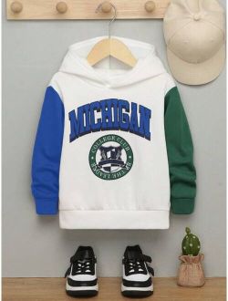 Young Boy Letter Graphic Colorblock Hoodie
