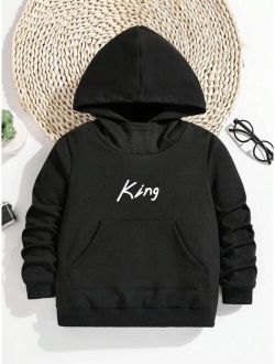 SHEIN Kids EVRYDAY Young Boy Letter Graphic Kangaroo Pocket Hoodie