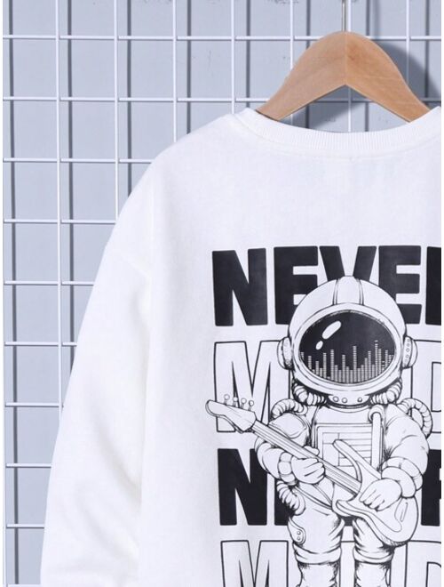 SHEIN Tween Boy Astronaut Slogan Graphic Drop Shoulder Sweatshirt