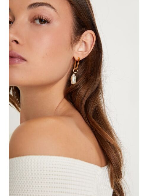 Lulus X Casa Clara Ariella 14KT Gold Pearl Statement Hoop Earrings