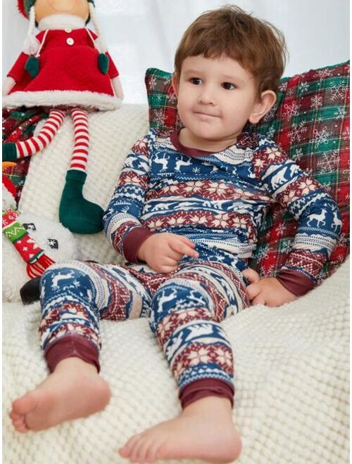 Shein Young Boy Christmas Print Snug Fit PJ Set