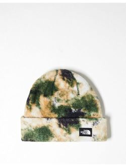 box logo beanie in camo print