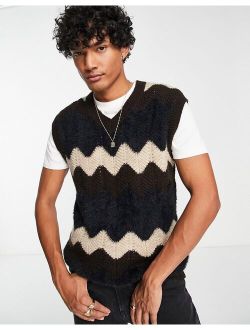 textured knitted tank with zig zag detail in black