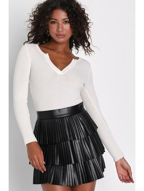 Lulus Bold Charm Black Vegan Leather Plisse Pleated Tiered Mini Skirt