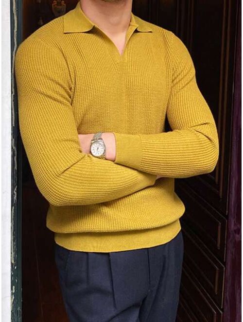 Men Solid Collar Waffle Knit Sweater