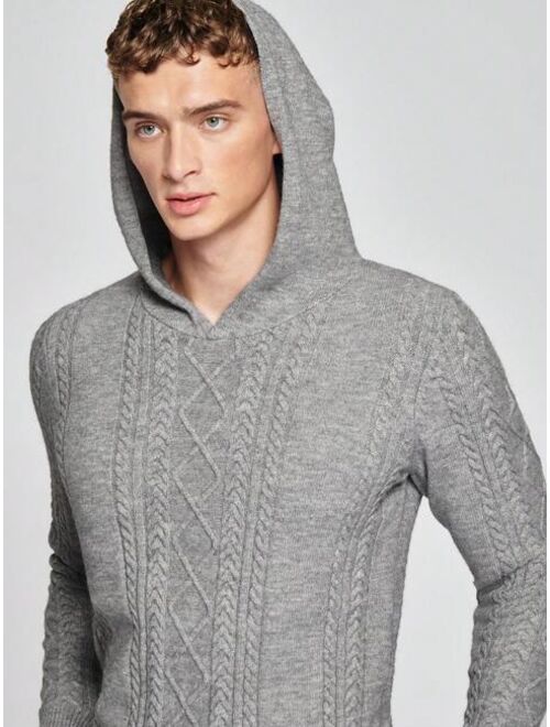 SHEIN Men Solid Hooded Cable Knit Sweater