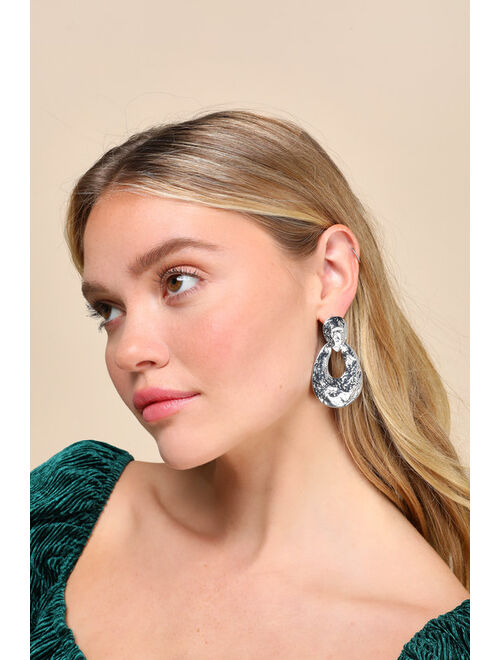 Lulus Artistic Vision Silver Textured Teardrop Earrings