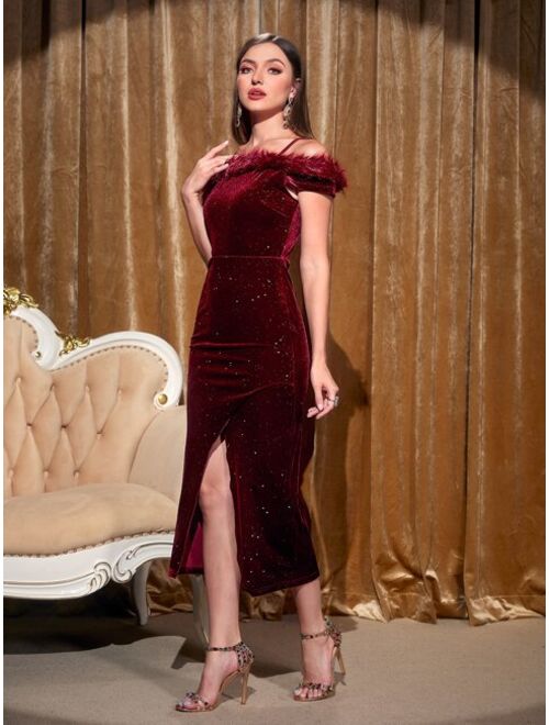 SHEIN Modely Fuzzy Trim Cold Shoulder Split Thigh Velvet Dress