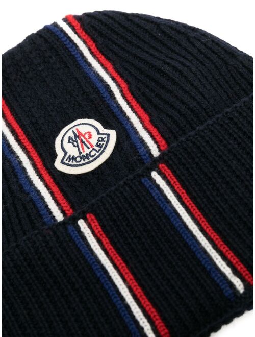 Moncler logo-patch knitted beanie