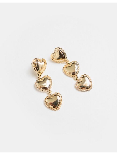 Petit Moments trio heart earrings in gold