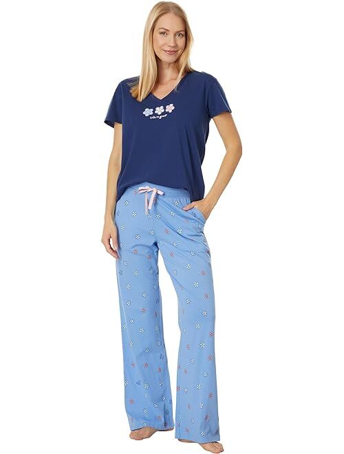 Life is Good Vintage Flowers Pattern Snuggle Up Sleep Joggers