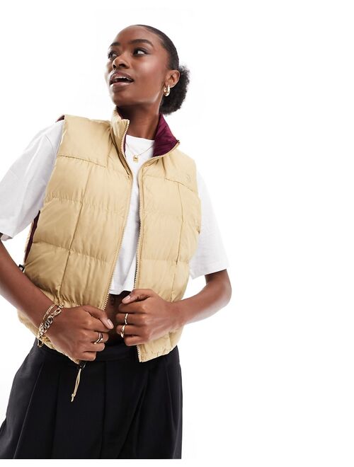 The North Face Lhotse reversible vest in beige