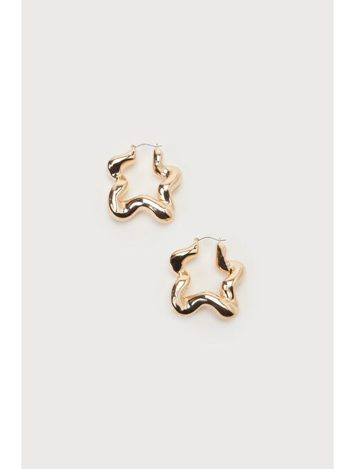 Lulus Iconic Direction Gold Oversized Wavy Hoop Statement Earrings