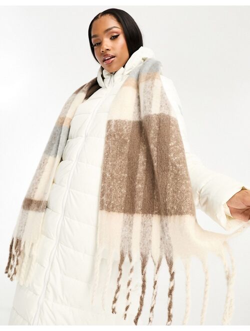 Vero Moda oversized brushed scarf in neutral plaid