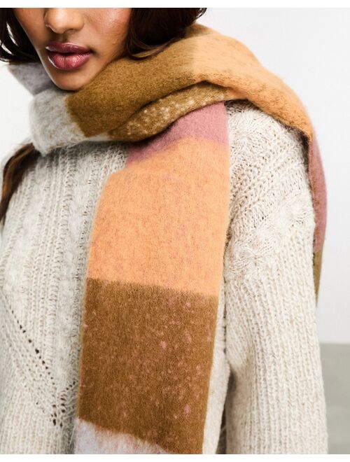 Vero Moda brushed scarf in neutral plaid