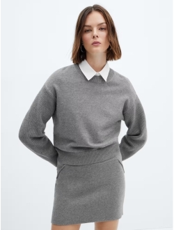 Women's Round-Neck Knitted Sweater