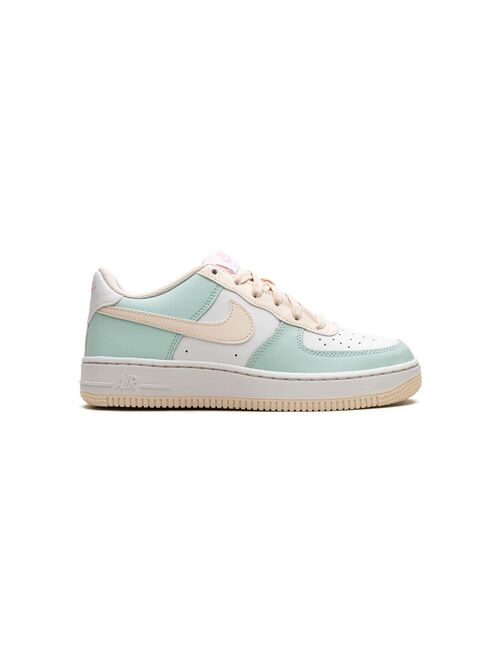 Nike Kids Air Force 1 Low "Emerald Rise/Guava Ice/White/Pink Spell" sneakers