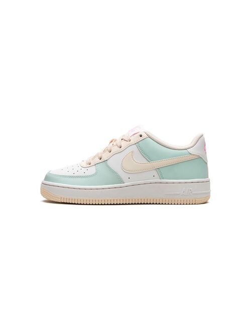 Nike Kids Air Force 1 Low "Emerald Rise/Guava Ice/White/Pink Spell" sneakers