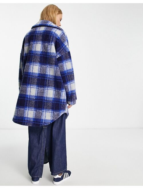 Only longline teddy coat in bright blue check