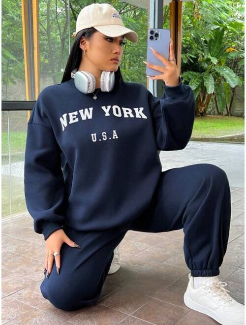 SHEIN EZwear Plus Size Women's Simple Print Solid Color Crewneck Sweatshirt And Sweatpants Set