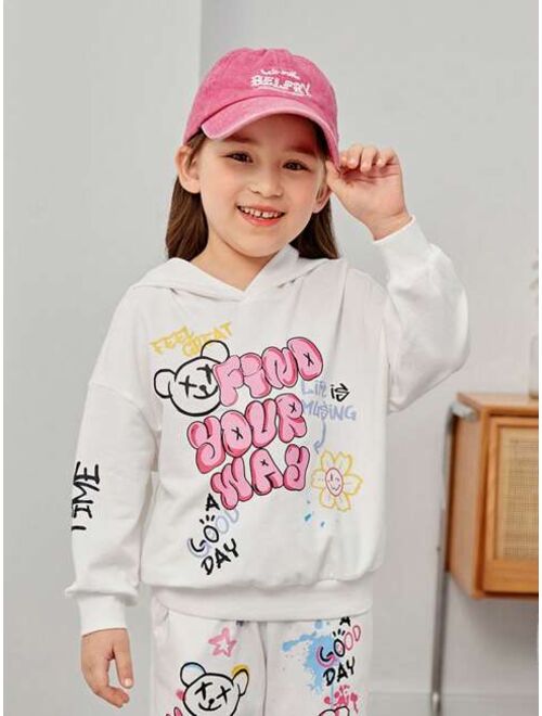 SHEIN Kids EVRYDAY Young Girl Cartoon & Slogan Graphic Drop Shoulder Hoodie