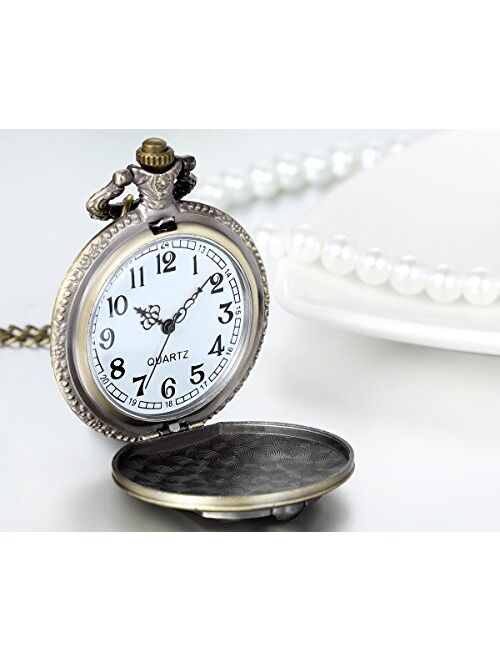 JewelryWe Nightmare Christmas Pocket Watch, Vintage Novelty Skull Skeleton Quartz Pocket Watch Necklace for Christmas