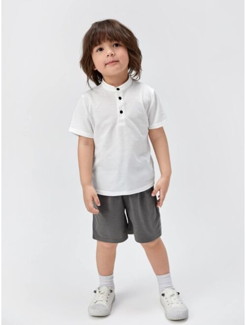 SHEIN Kids EVRYDAY Young Boy Button Half Placket Polo Shirt