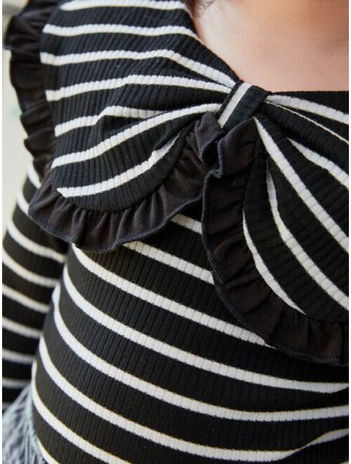 SHEIN Kids KDOMO Young Girl Striped Print Statement Collar Tee