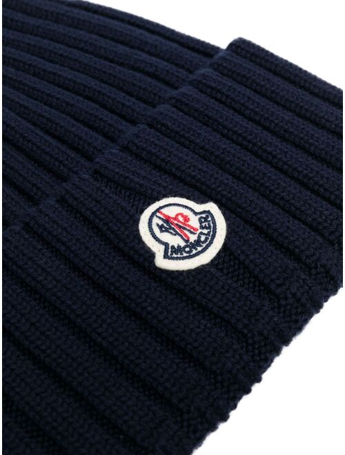 Moncler logo-patch ribbed-knit beanie