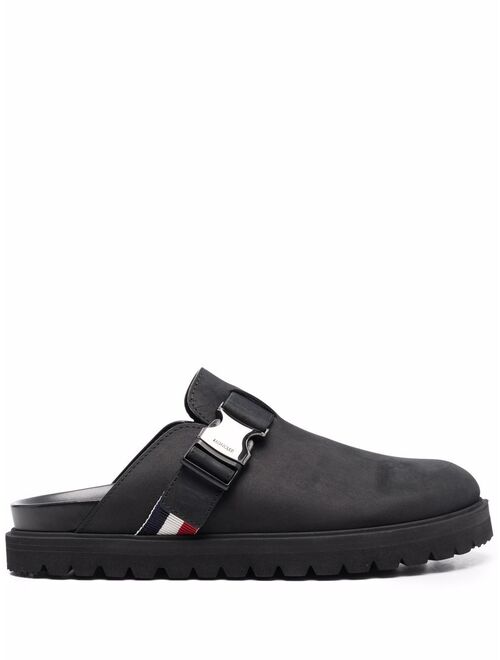 Moncler logo-buckle detail slides