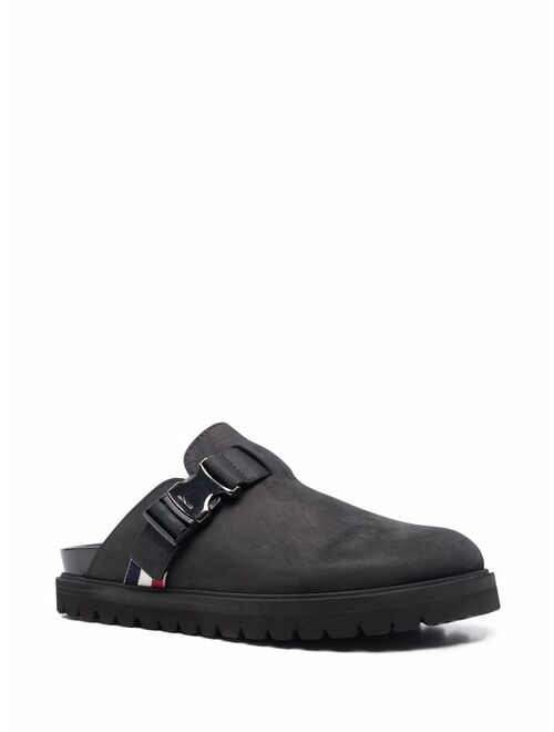 Moncler logo-buckle detail slides